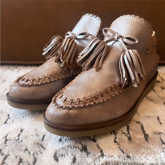 MARTHA STEWART X AEROSOLES Shirley Bronze Metallic Leather Tassle Moccasins 8.5 - Picture 4 of 14